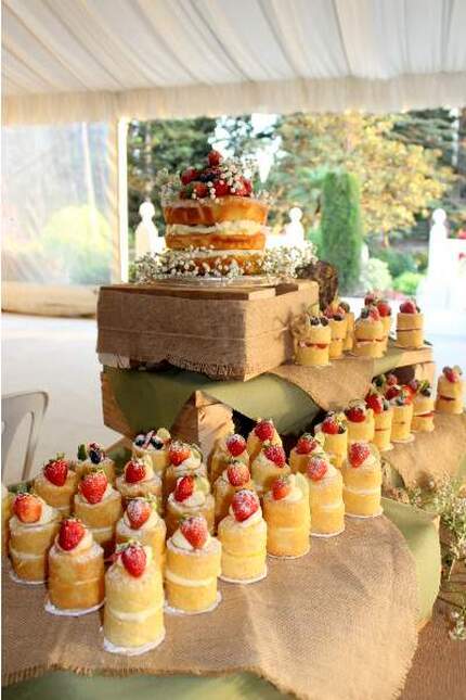 Bespoke Wedding cakes, Cup cakes on the Costa del Sol